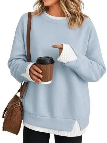 Loose-fit sweatshirt for women with crew neck design and layered tailoring